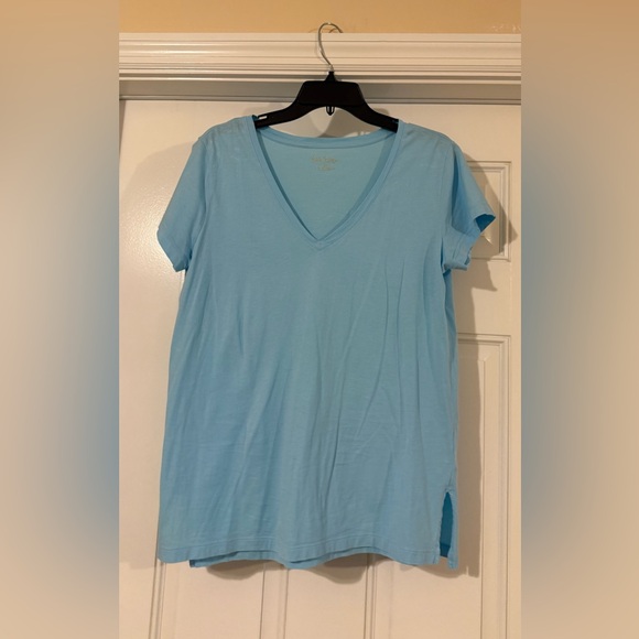 Lilly Pulitzer Women's Light Blue V-Neck Meredith Tee - Picture 4 of 9